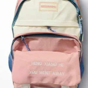 Mochila Juvenil de Tela con 6 Cierres.