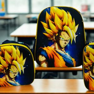 Set Escolar Goku Super Saiyan: Combo 3-en-1 de Bulto, Lonchera y Cartuchera