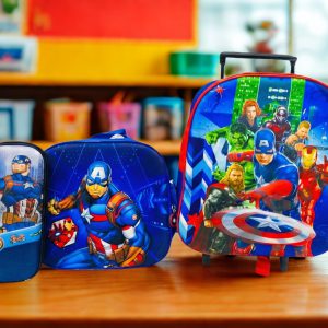 Set Escolar Marvel Avengers 3-en-1: Mochila con Rodines.